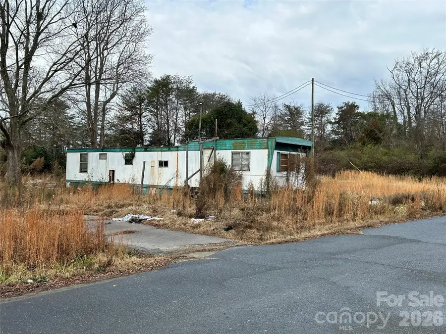 312 Saturn Lane, Clover, SC 29710 - Image #2