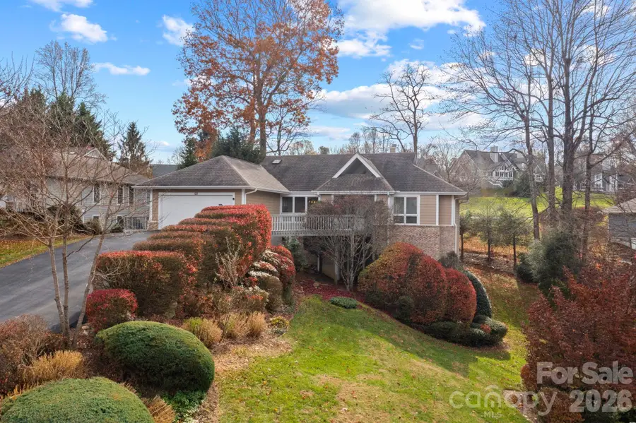 122 Broadmoor Drive, Flat Rock, NC 28731 - Image #2