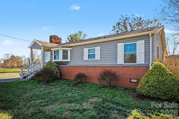 410 E Indiana Avenue, Bessemer City, NC 28016