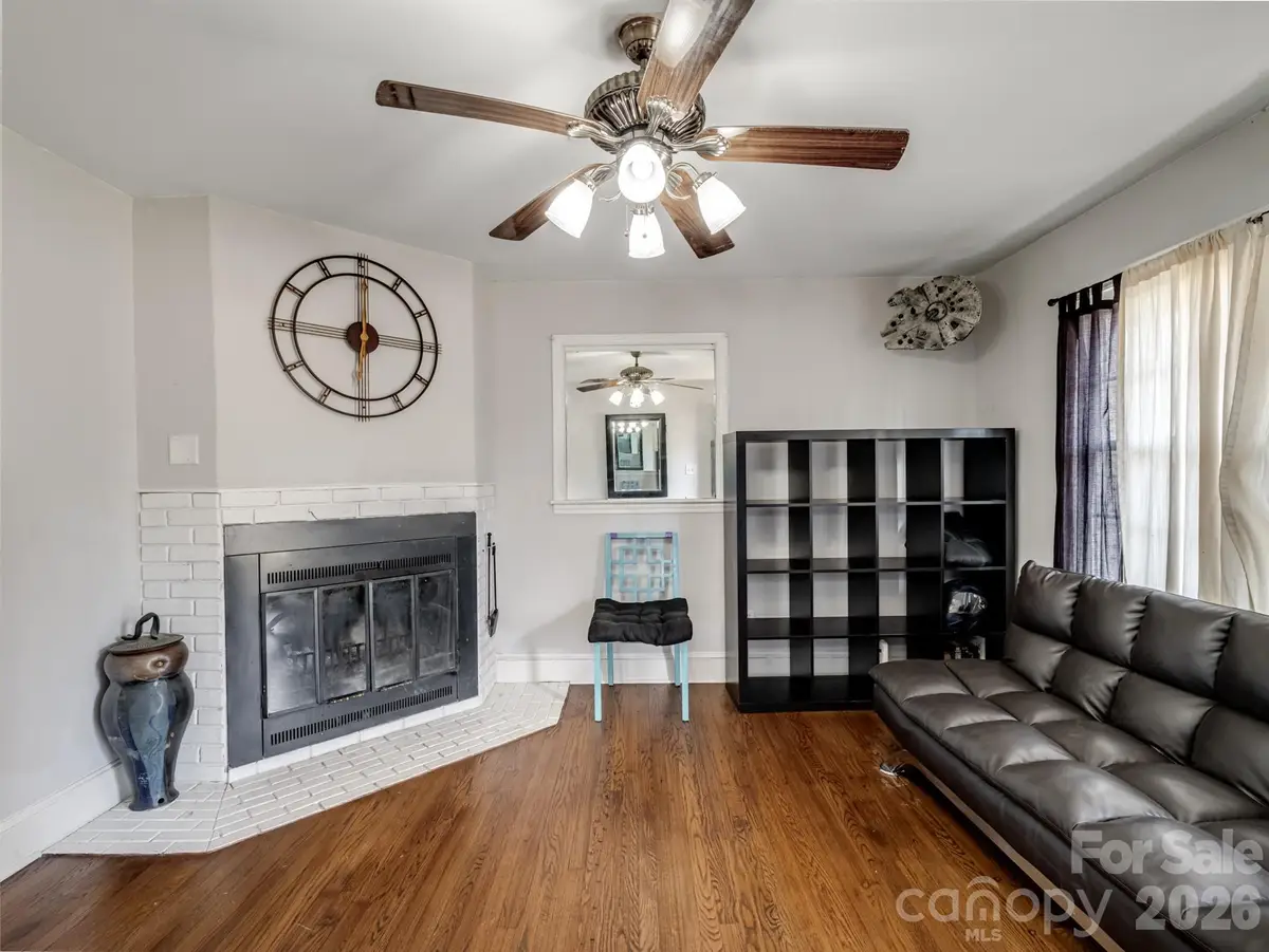 1500 Collier Court, Charlotte, NC 28205 - Image #1