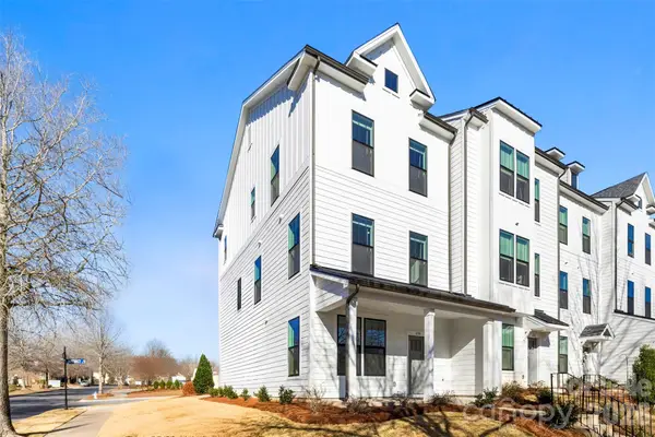 604 District Court, Fort Mill, SC 29708