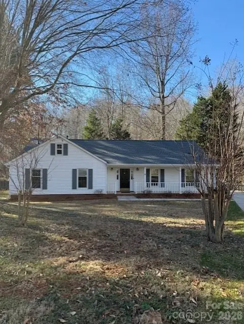 9500 Kent Village Drive, Charlotte, NC 28269