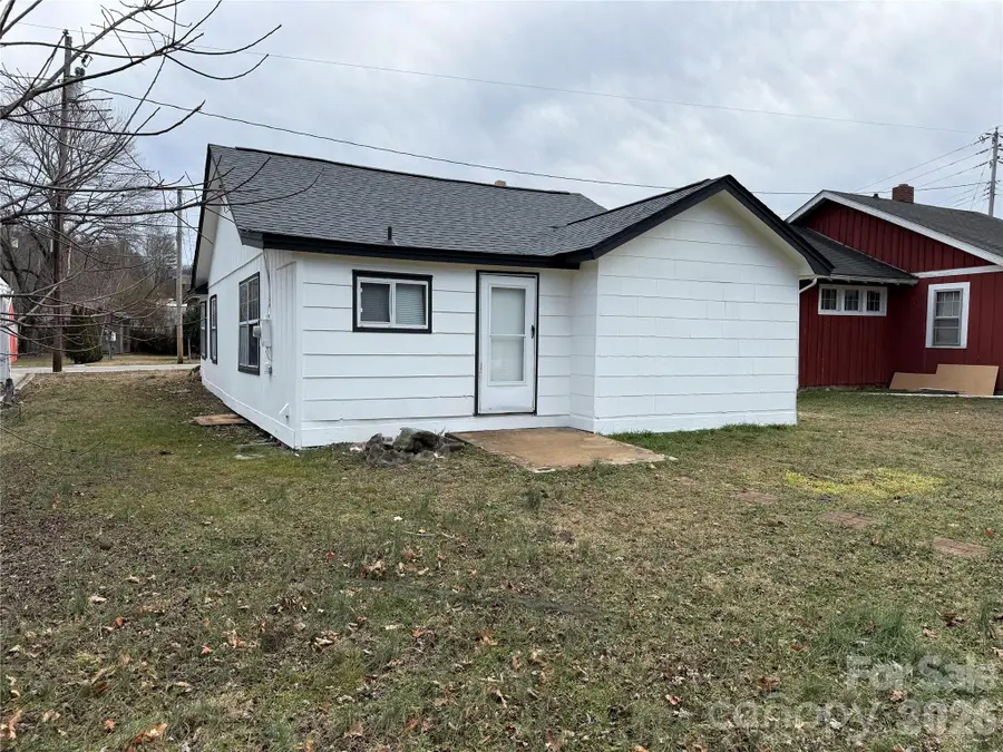 269 Westwood Circle, Waynesville, NC 28786 - Image #3