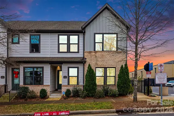 6343 Southgrove Street, Charlotte, NC 28277