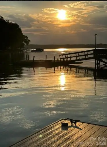 1186 Riverwood Drive, Lexington, NC 27292