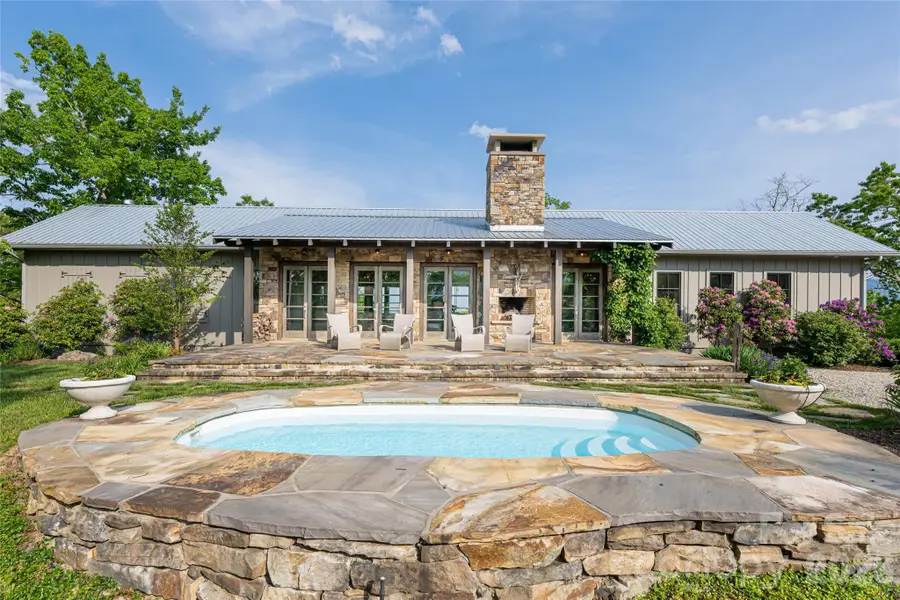 532 Tsali Crossing N, Bryson City, NC 28713 - Image #2