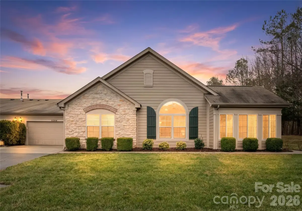 2304 Coltsview Lane, Matthews, NC 28105 - Image #1