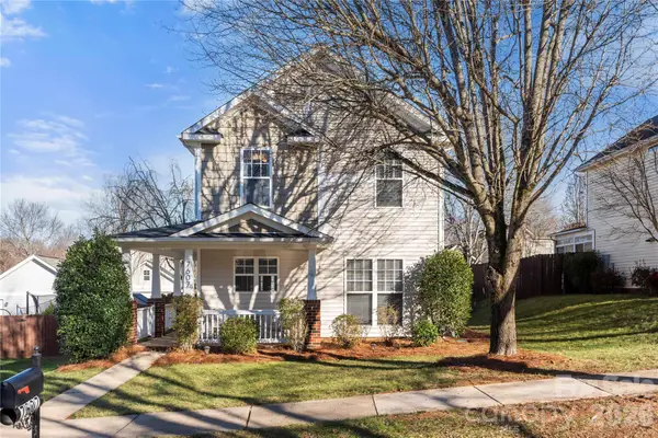 7607 Rolling Meadows Lane, Huntersville, NC 28078