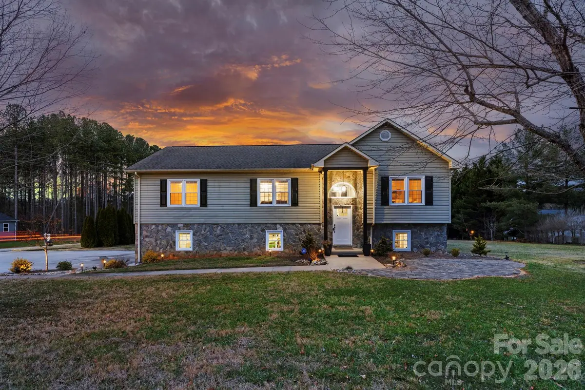 5750 Ellenwood Road, Granite Falls, NC 28630 - Image #1