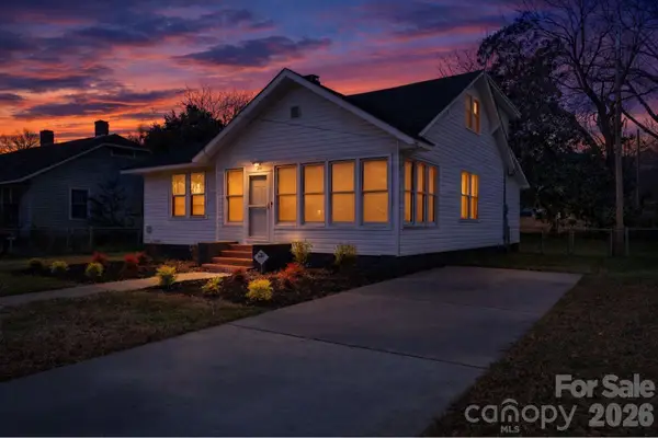 215 King Street S, Gastonia, NC 28086