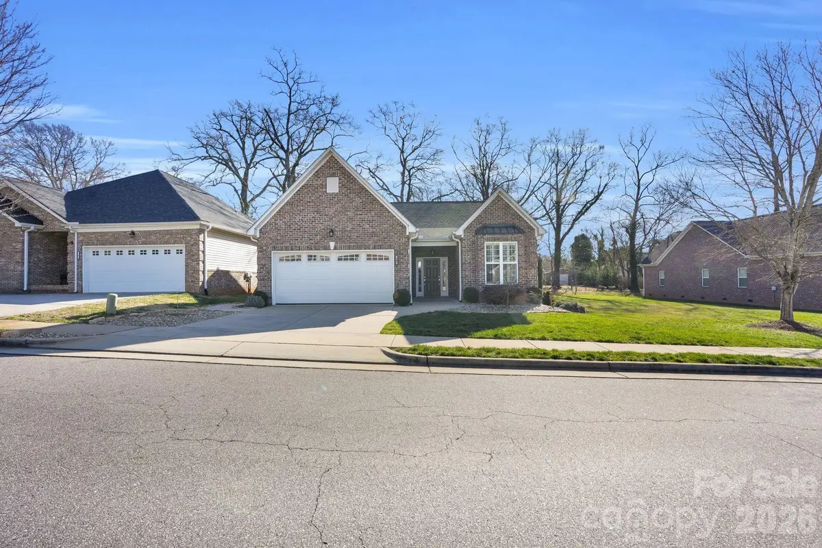 105 Sweet Oaks Lane, Statesville, NC 28677 - Image #1