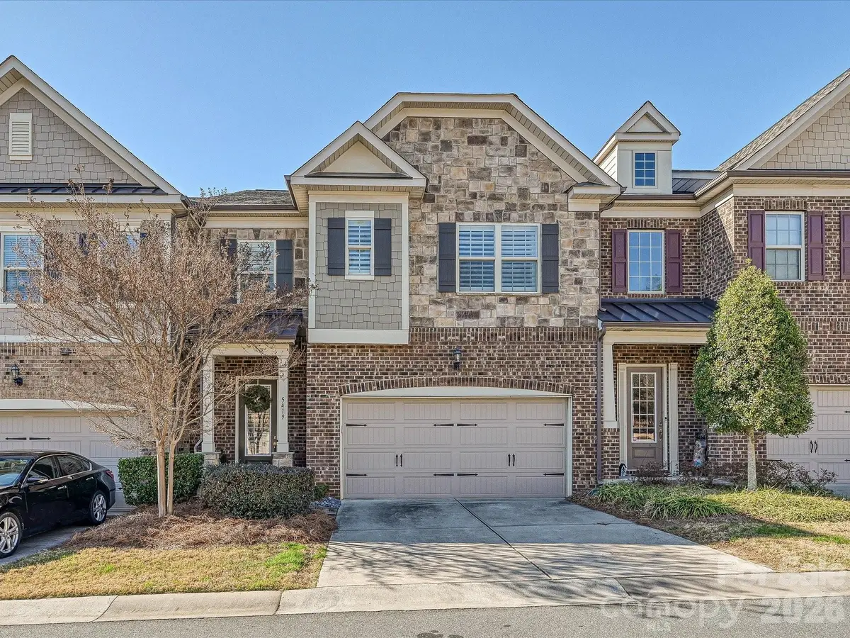 5419 Shannon Bell Lane, Charlotte, NC 28277 - Image #1