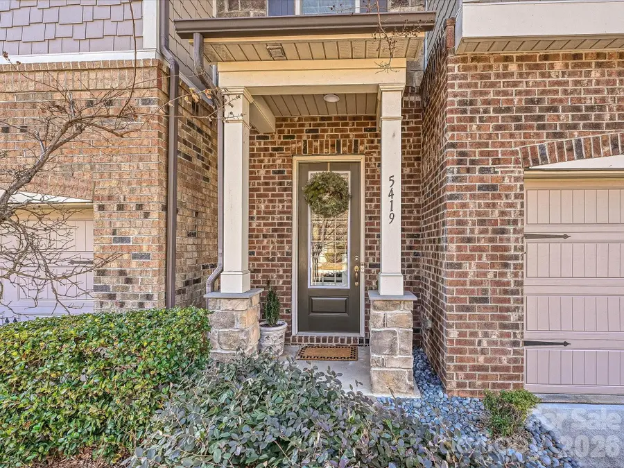 5419 Shannon Bell Lane, Charlotte, NC 28277 - Image #2