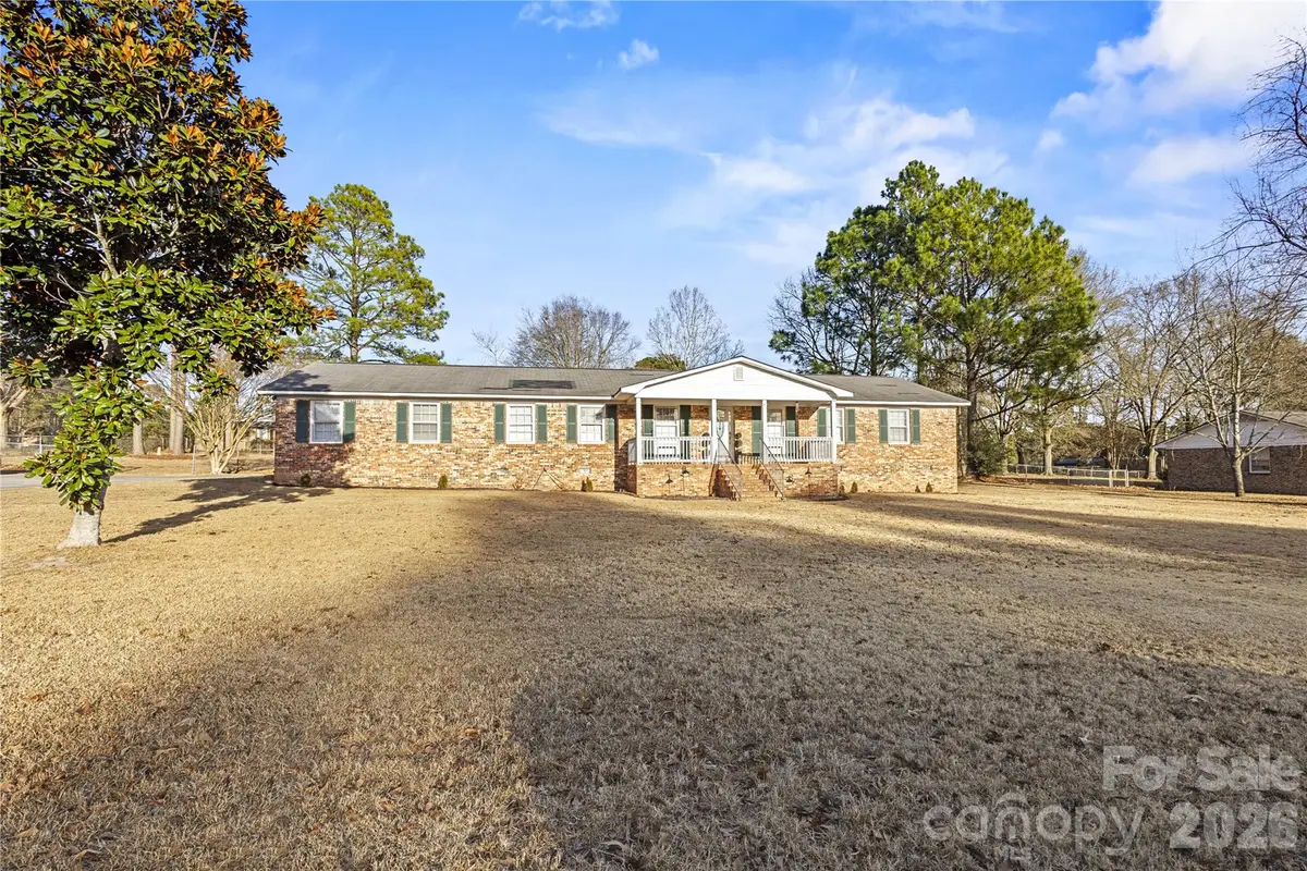 1904 Dixon Lane, Camden, SC 29029 - Image #1