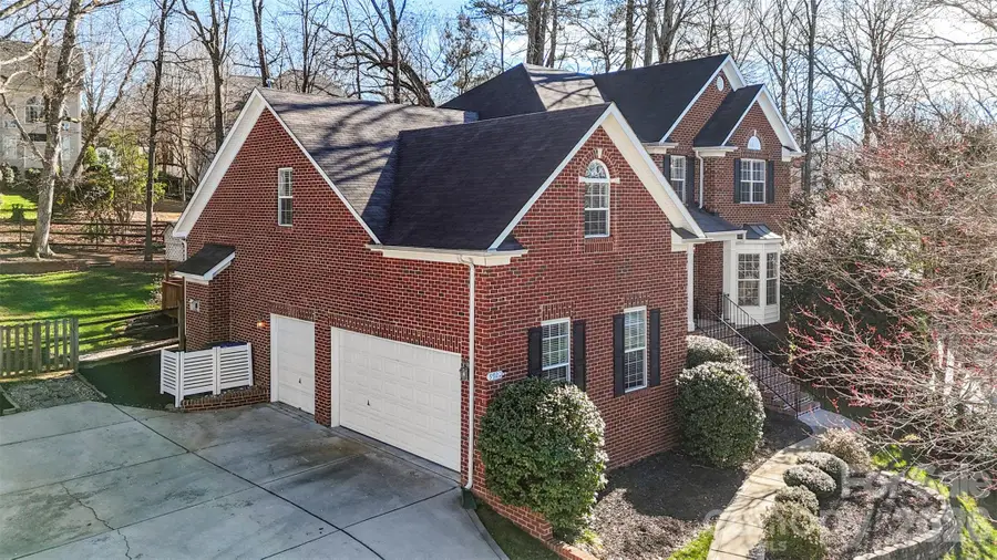 9923 Cockerham Lane, Huntersville, NC 28078 - Image #2