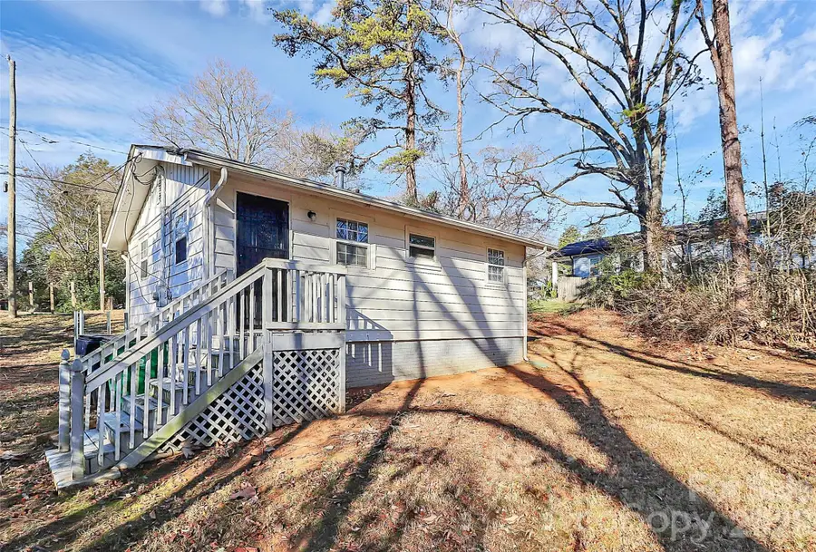3315 Ross Avenue, Charlotte, NC 28208 - Image #2