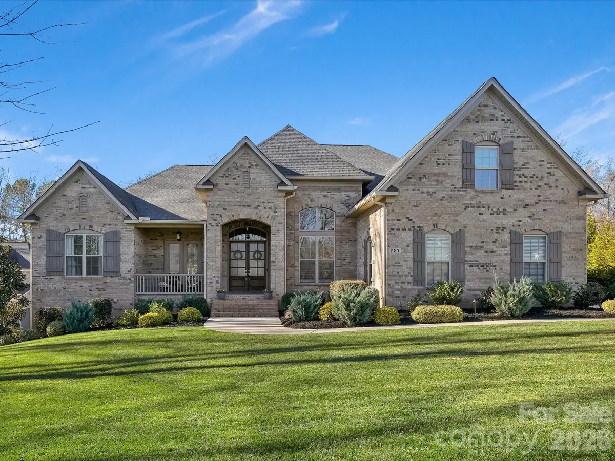 237 Wheatberry Hill Drive, Matthews, NC 28104 - Image #1