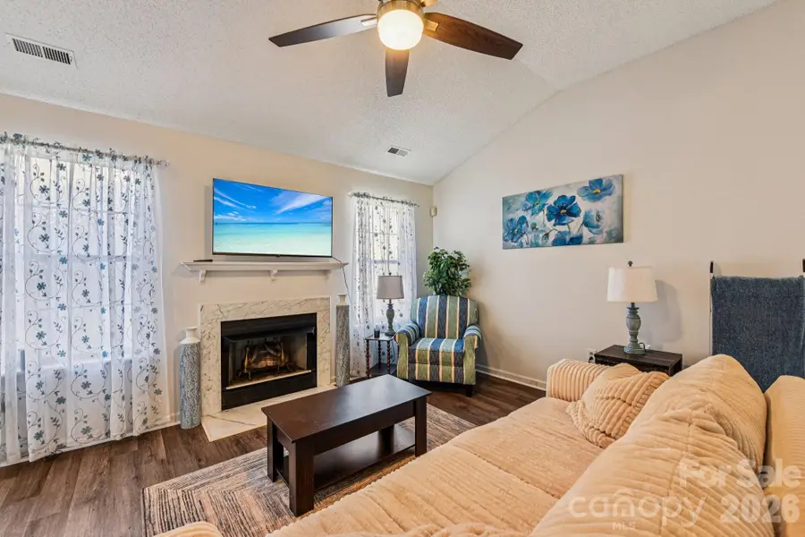 5719 Becton Park Drive, Charlotte, NC 28227 - Image #3