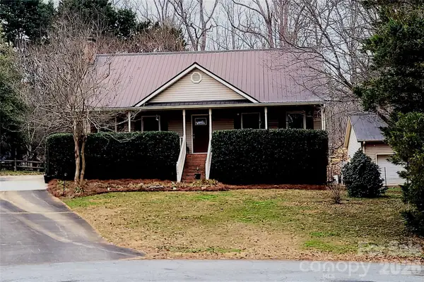 113 Louisbourg Court, Gastonia, NC 28056
