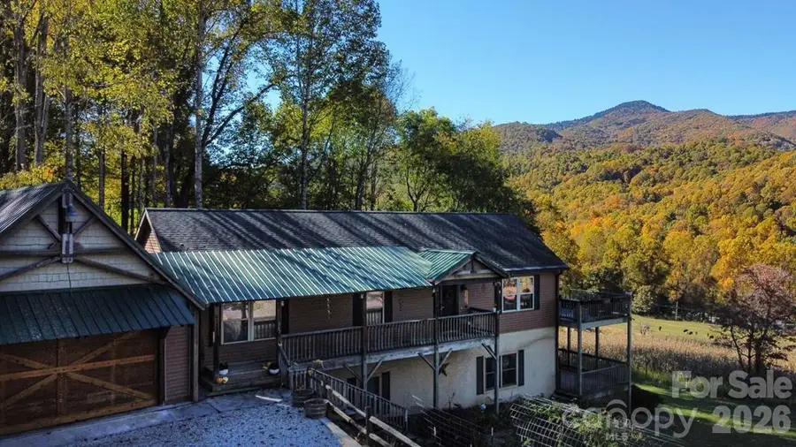 262 Sams Trail, Waynesville, NC 28786 - #2