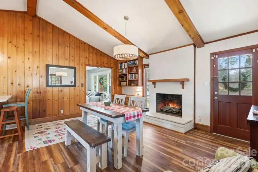 6814 Starcrest Drive, Charlotte, NC 28210 - Image #2