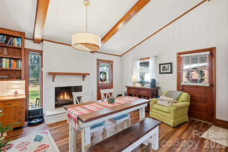 6814 Starcrest Drive, Charlotte, NC 28210 - Image #3