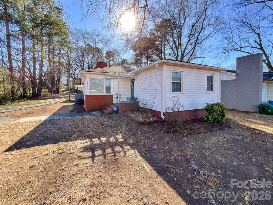 1116 Montgomery Avenue, Albemarle, NC 28001 - Image #2