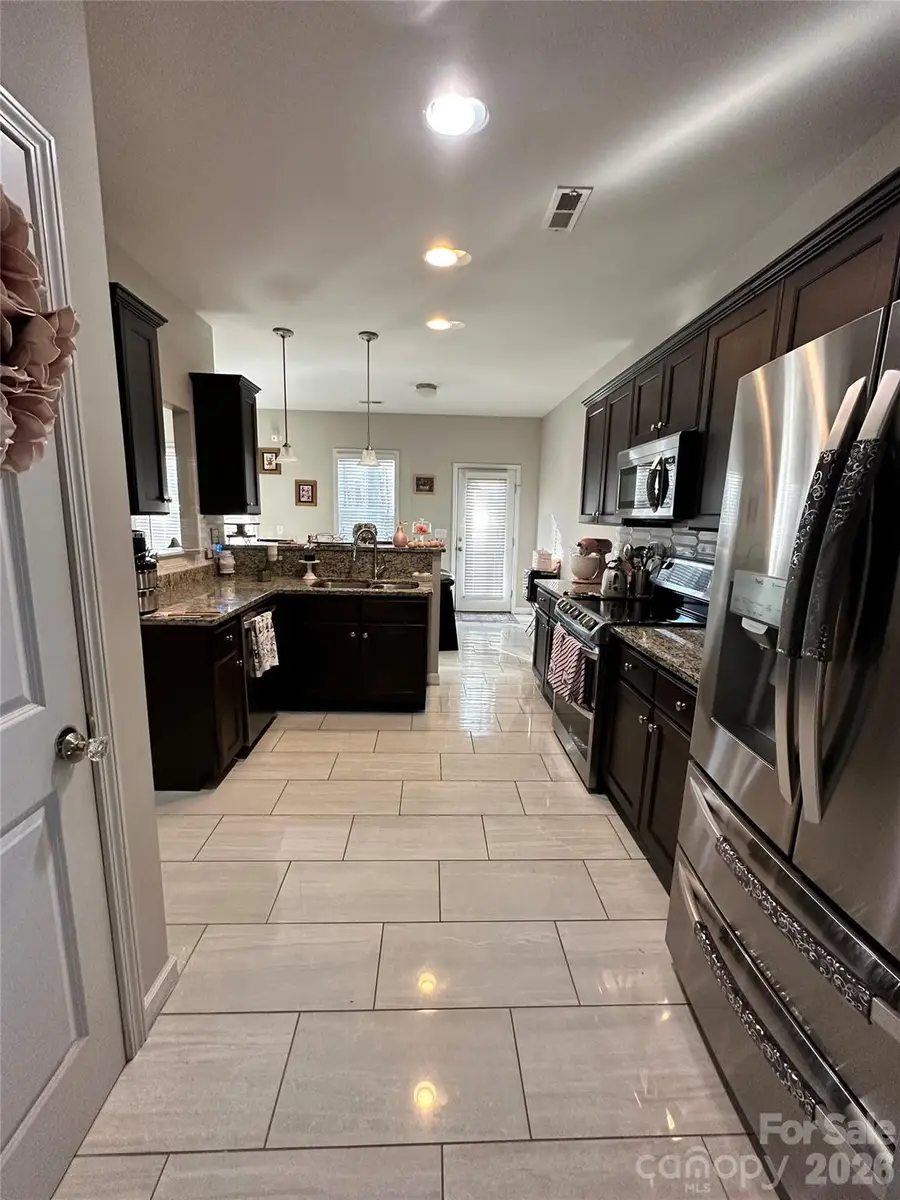 4112 Mcgrath Way, Raleigh, NC 27616 - Image #2