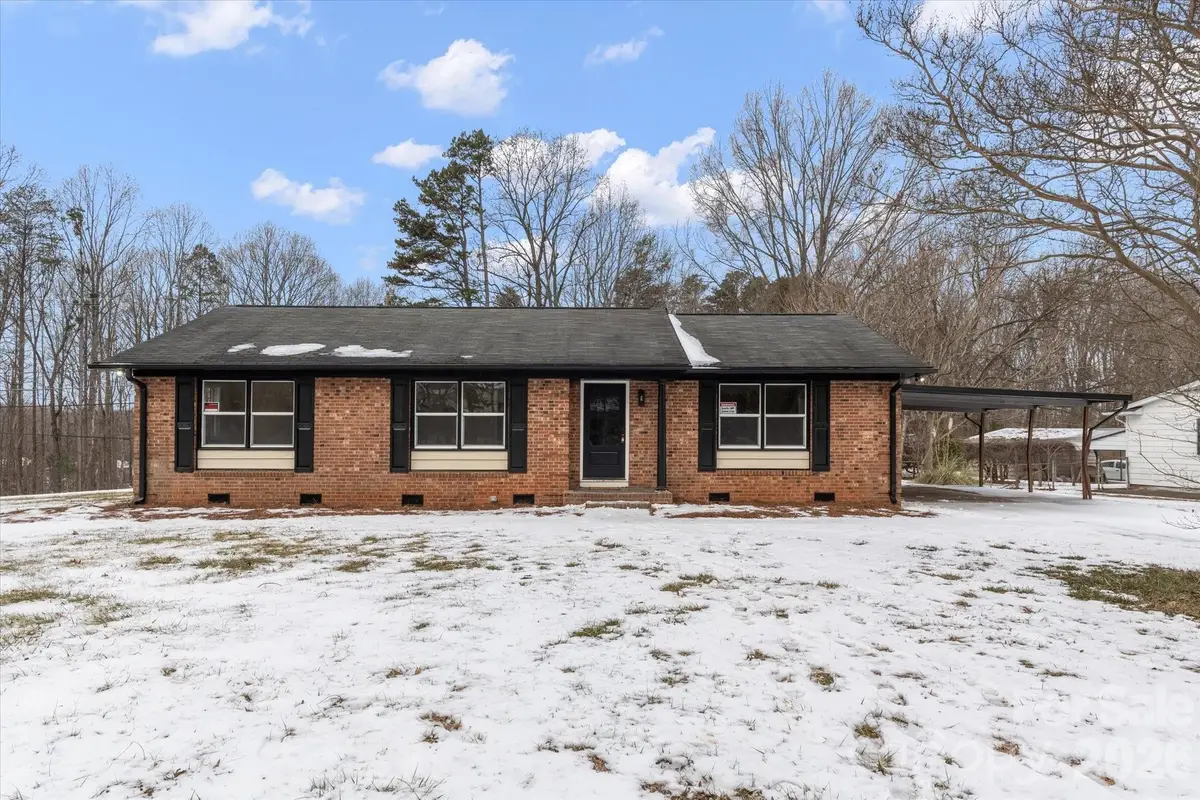 1090 Shalimar Drive, Winston Salem, NC 27107 - Image #1