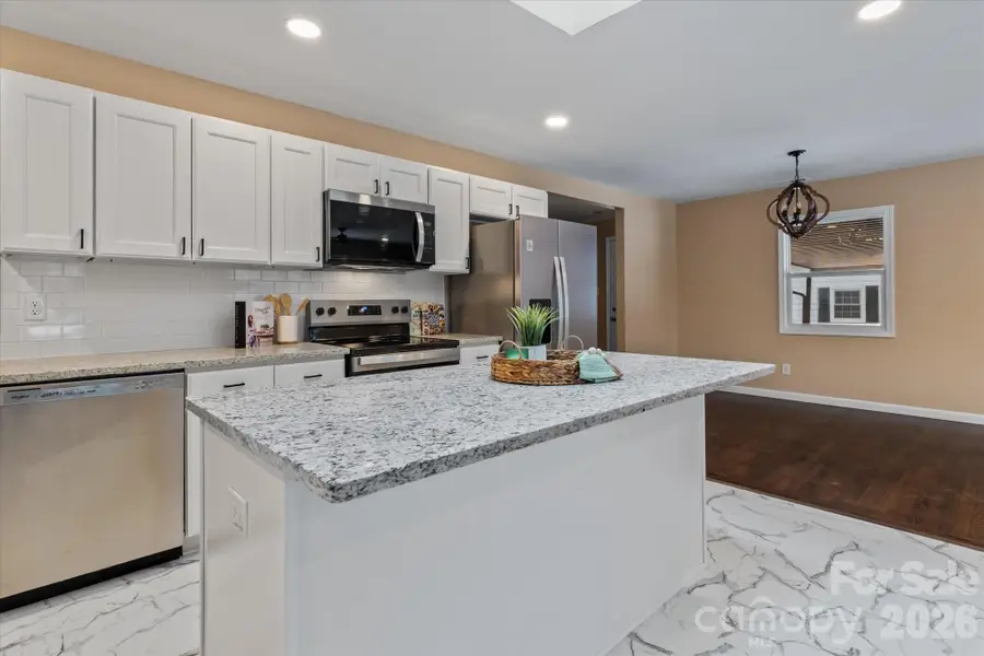 1090 Shalimar Drive, Winston Salem, NC 27107 - Image #3