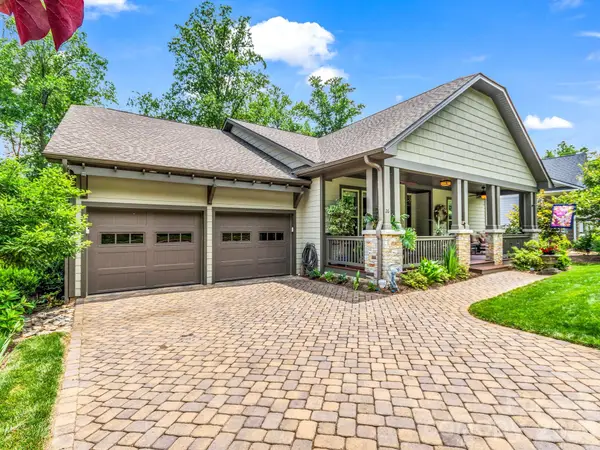 26 Balsam High Road, Candler, NC 28715