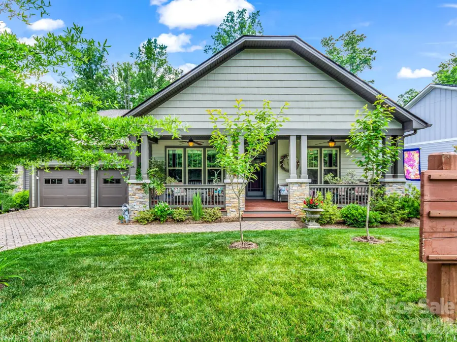 26 Balsam High Road, Candler, NC 28715 - #3