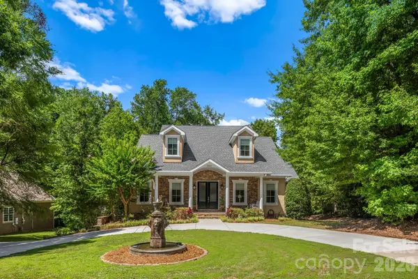 7967 Glen Abbey Circle, Stanley, NC 28164