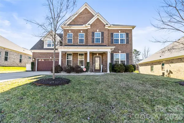 135 Holly Ridge Drive, Mooresville, NC 28115