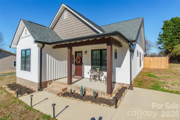 1325 E Cannon Avenue, Albemarle, NC 28001