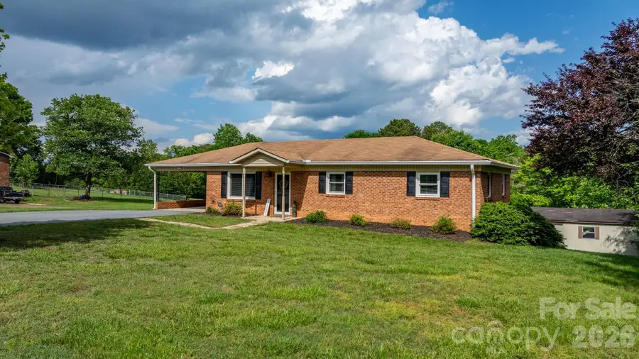 2609 Raintree Street, Connelly Springs, NC 28612 - #2