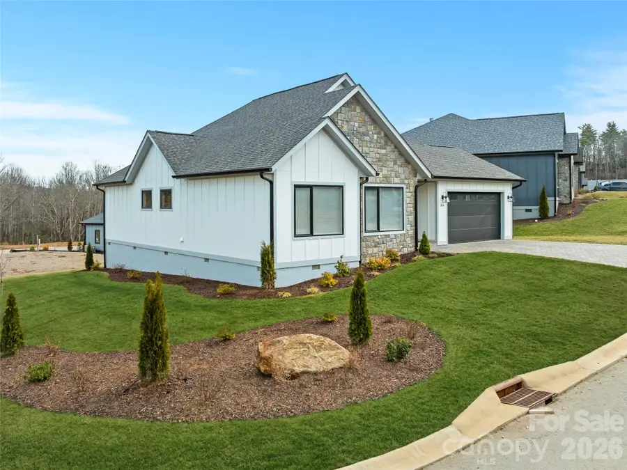 304 Avery Trail Drive, Arden, NC 28704 - Image #3