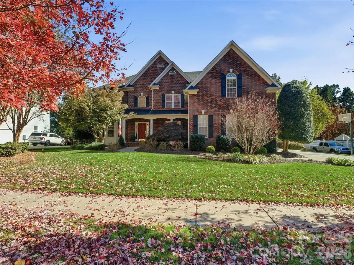 6318 Riverside Oaks Drive, Huntersville, NC 28078 - Image #1