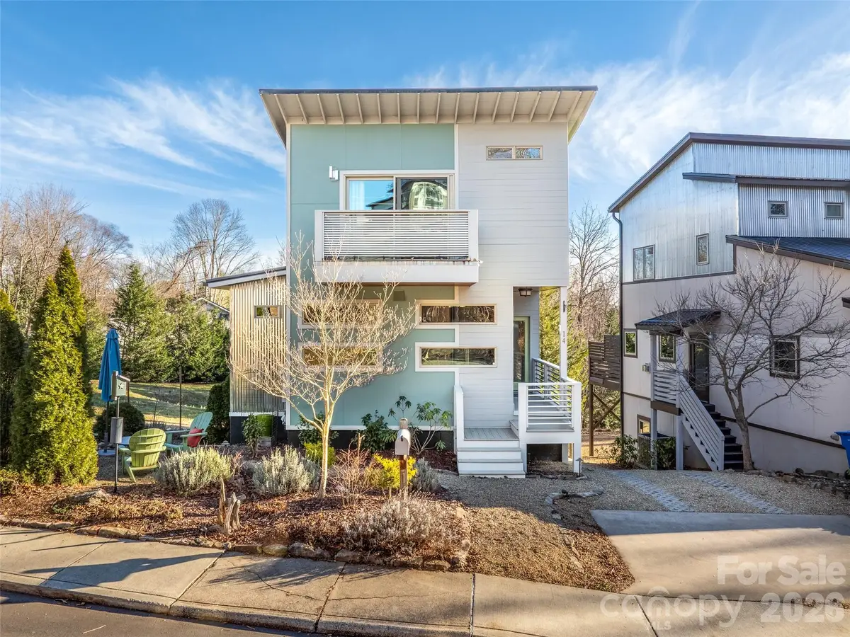 14 Sulphur Springs Road, Asheville, NC 28806 - Image #1