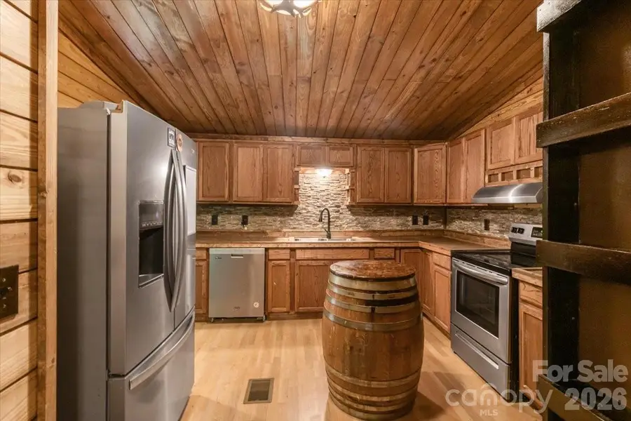 1050 Wyatt Town Road, Burnsville, NC 28714 - Image #3