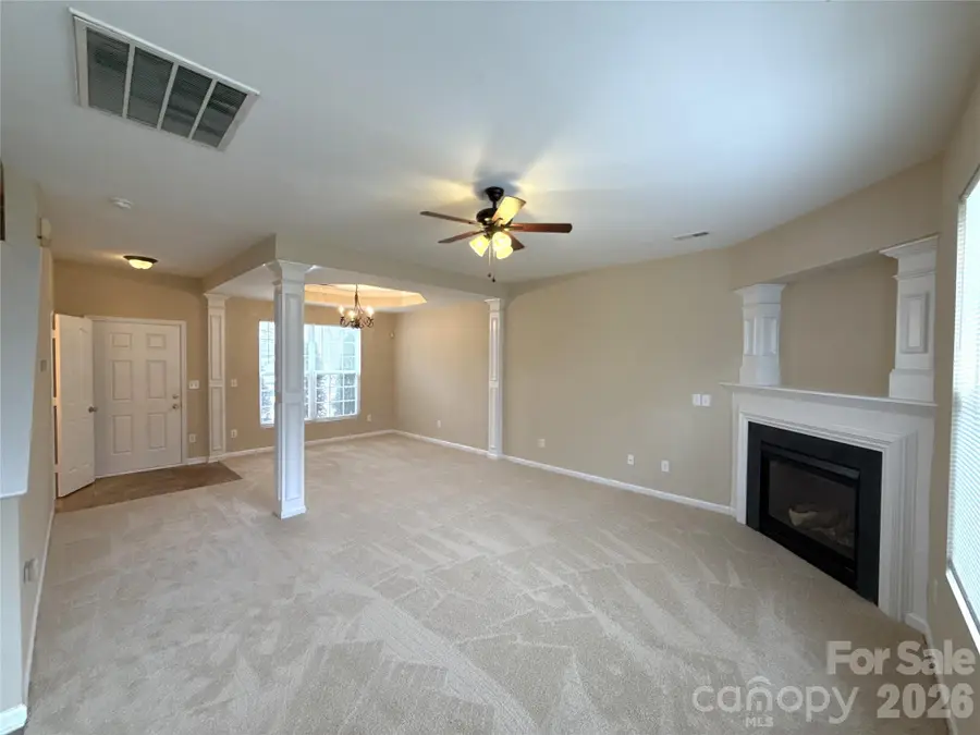 13802 Plowdon Court, Charlotte, NC 28215 - Image #2