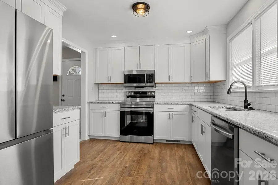 322 Holland Circle, Statesville, NC 28677 - Image #2