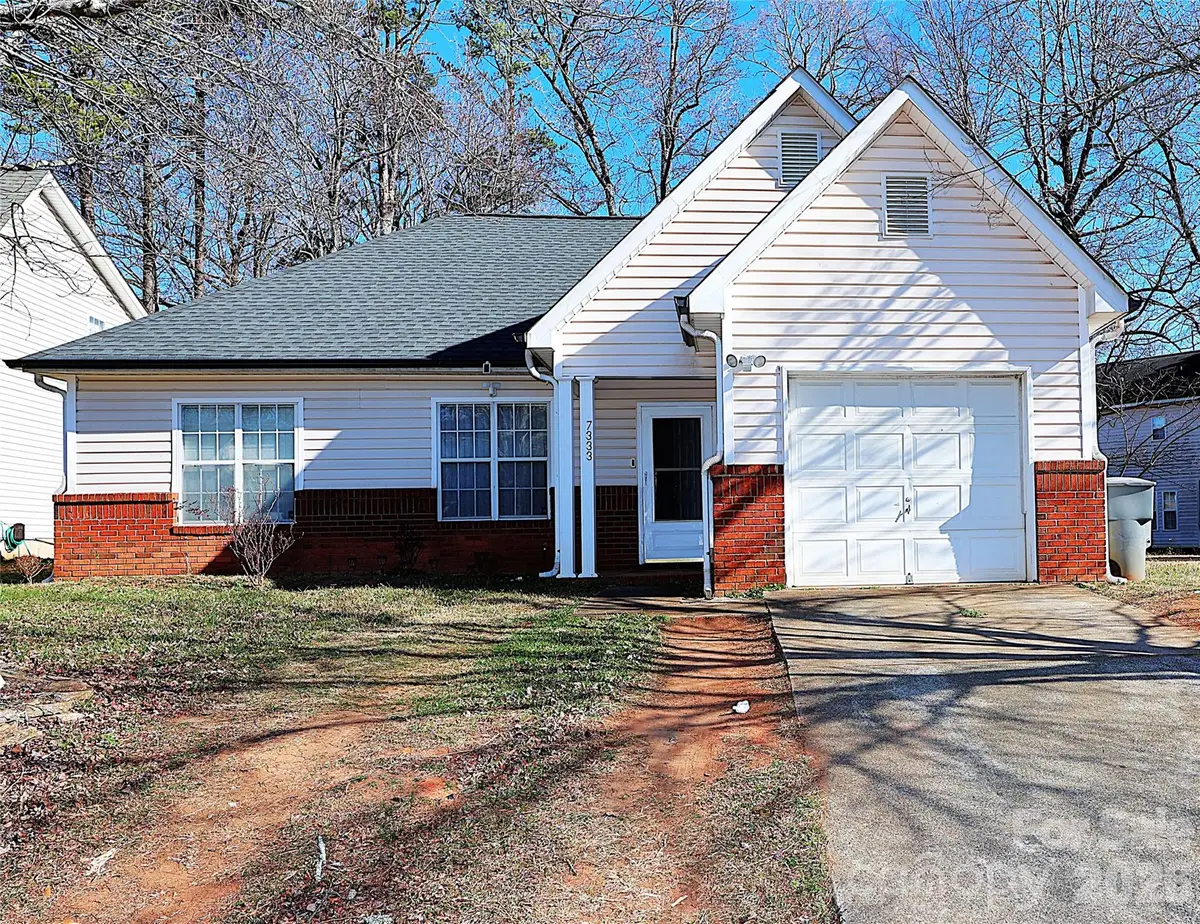 7333 Rosehall Drive, Charlotte, NC 28227 - Image #1