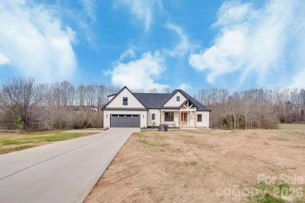 3316 Evondale Road, Lincolnton, NC 28092 - Image #1