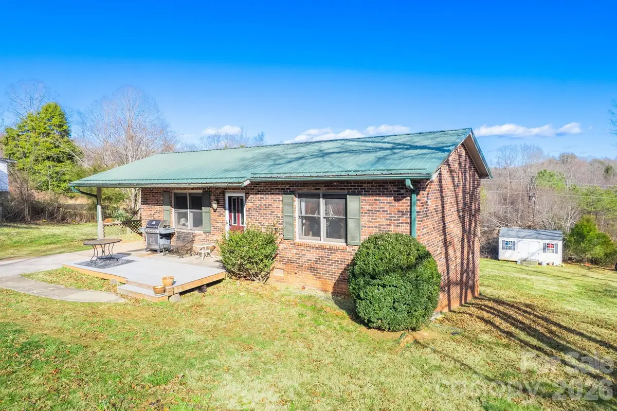 225 Baxter Street, Morganton, NC 28655 - Image #1
