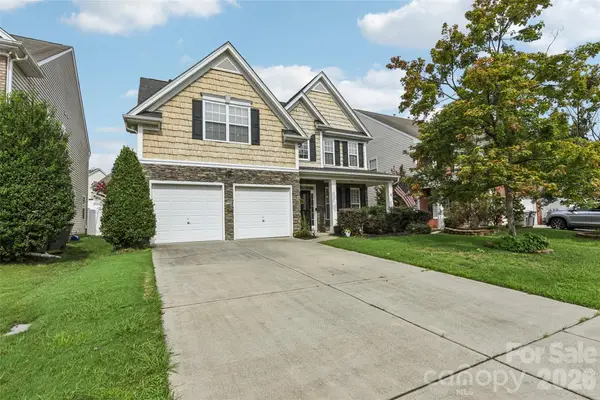 3351 Streamside Drive, Davidson, NC 28036