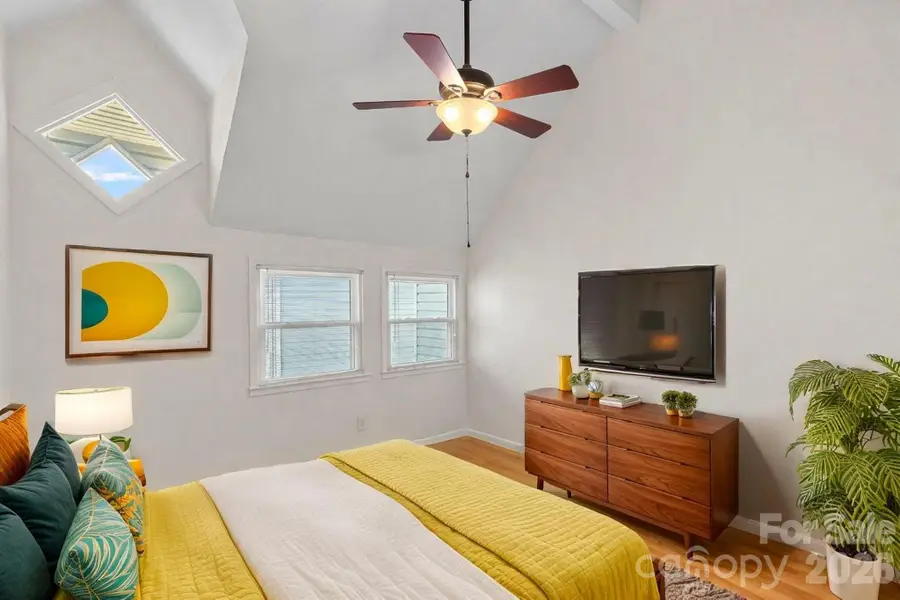 721 N Poplar Street #16, Charlotte, NC 28202 - Image #2