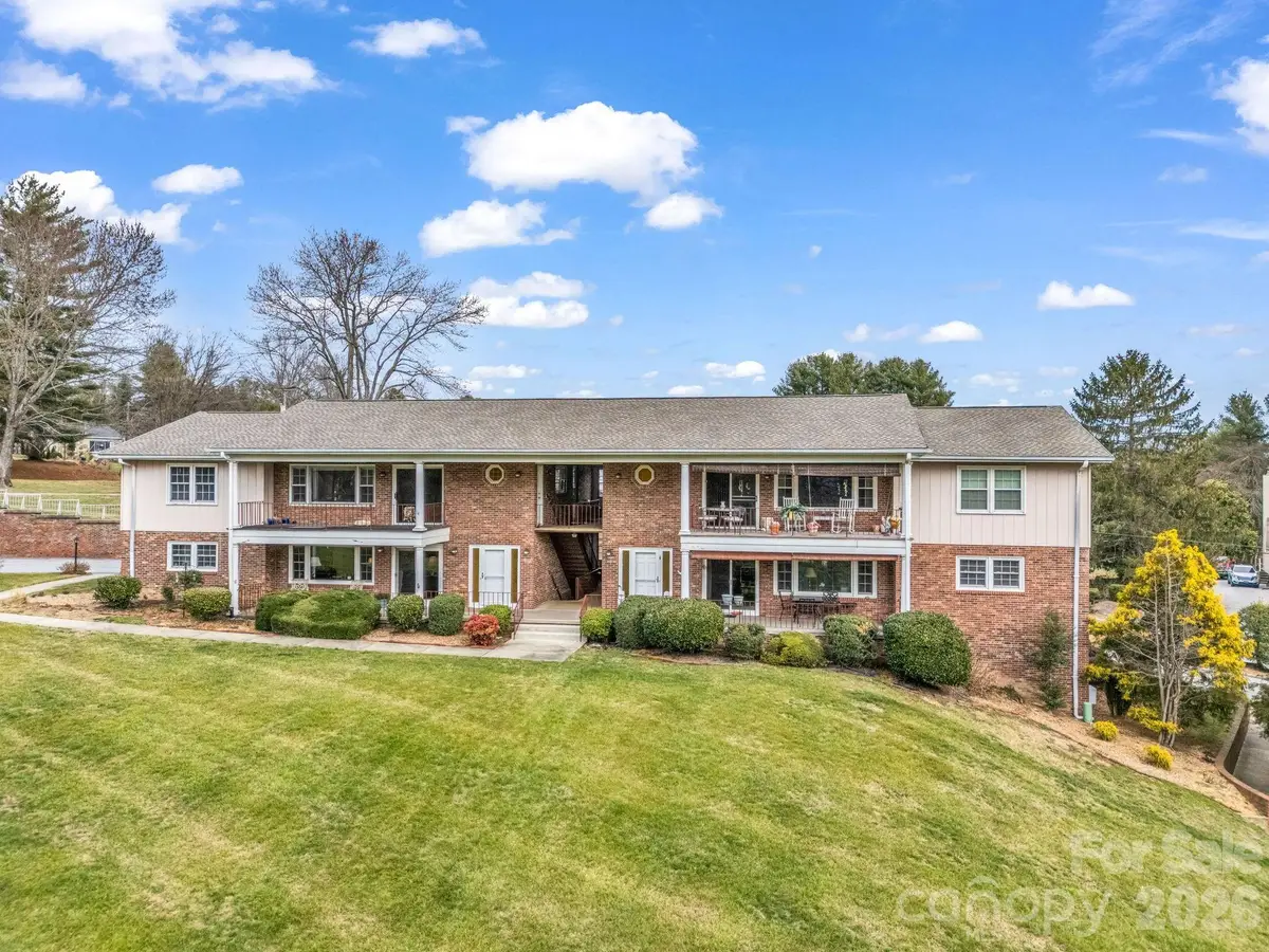 410 Golf View Condo Lane #2A, Hendersonville, NC 28739 - Image #1