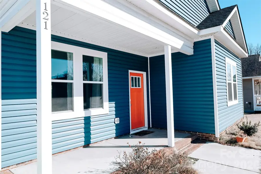 121 Meadow Ridge Lane, Coinjock, NC 27923 - Image #2