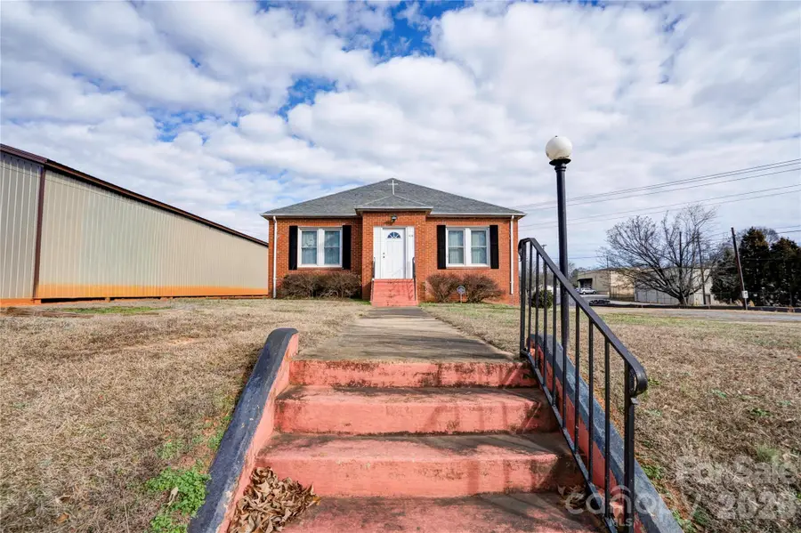 215 Morton Street, Shelby, NC 28152 - Image #2